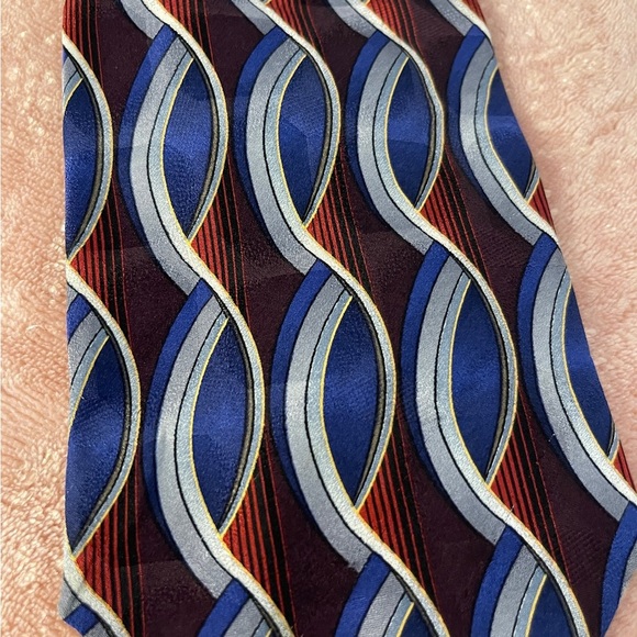 Stylish Blue and Brown Patterned Men's Tie - Picture 2 of 7